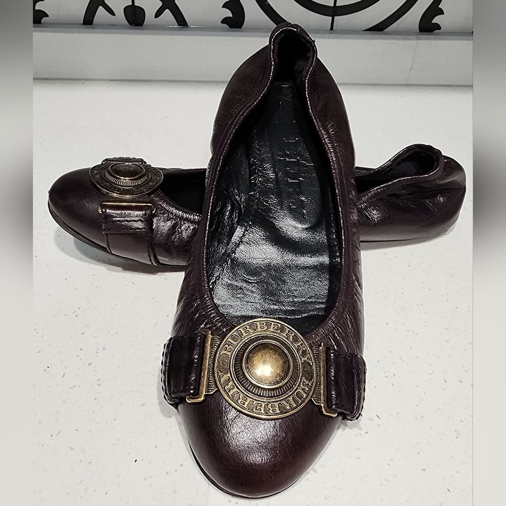 Burberry RARE LAMBETH Black/Brown Metallic Ballarina Shoe's Sz 8.5